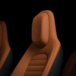 découvrez le design innovant de l'habitacle luce de ferrari, alliant élégance, technologie avancée et confort exceptionnel pour une expérience de conduite unique.