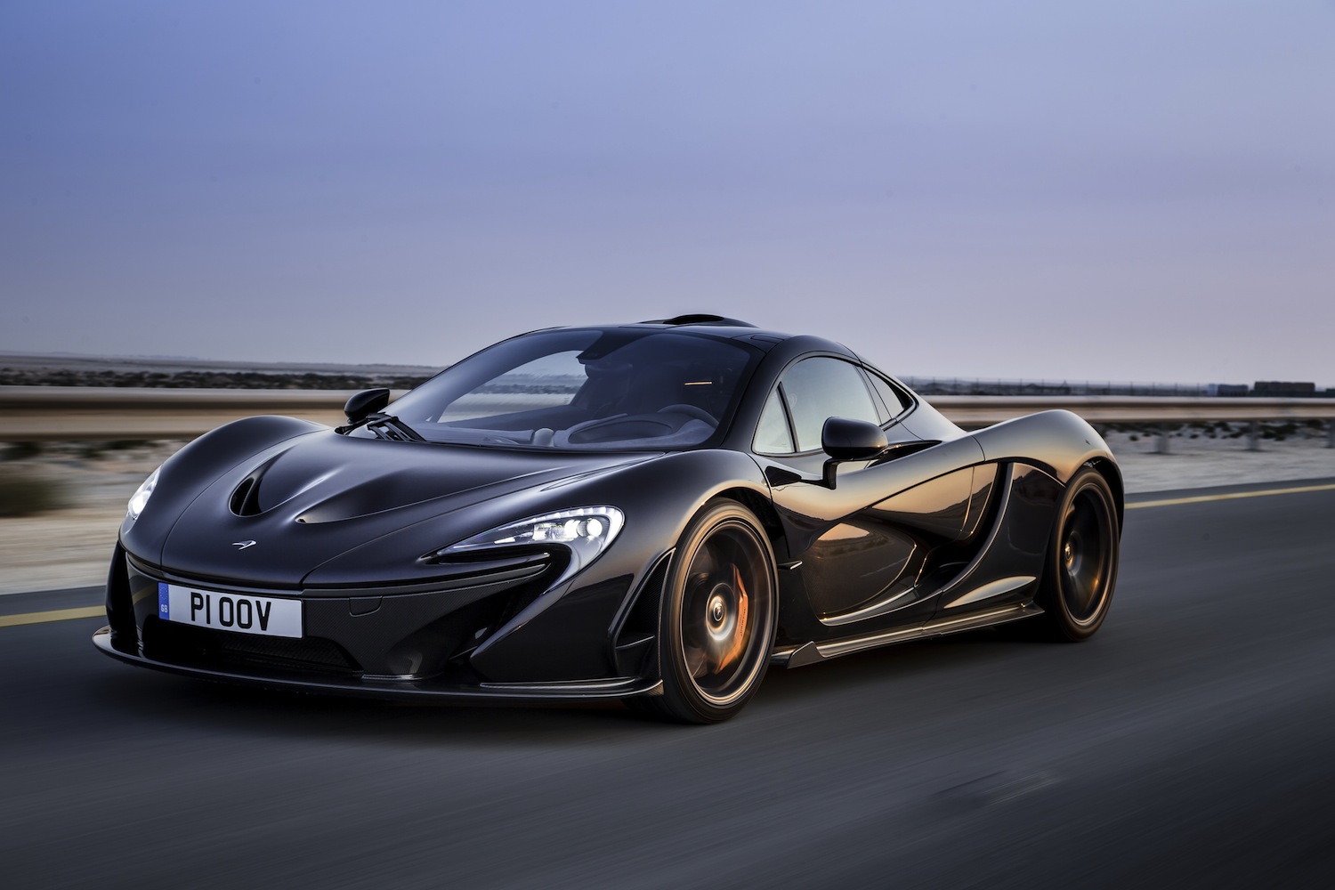 McLaren triomphe tandis que Ferrari freine : les chiffres clés du jour à Bahreïn - carblogfr.live découvrez comment mclaren a triomphé tandis que ferrari a rencontré des difficultés lors du grand prix de bahreïn, avec un récit complet des temps forts de la course.