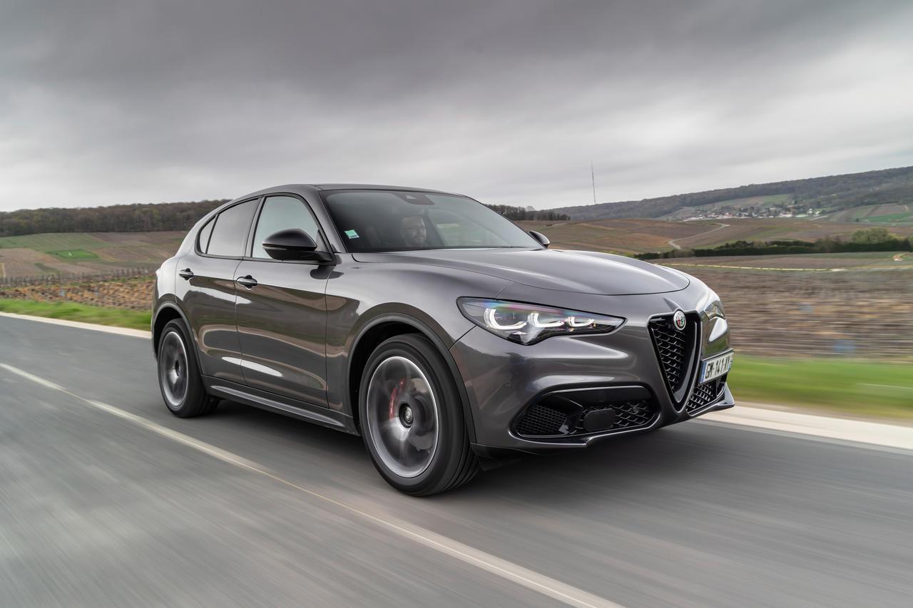 Redémarrage de la production des Alfa Romeo Giulia et Stelvio Quadrifoglio : un retour en puissance attendu - carblogfr.live découvrez la reprise de la production des modèles alfa romeo giulia et stelvio quadrifoglio, alliant performance et élégance italienne emblématique.