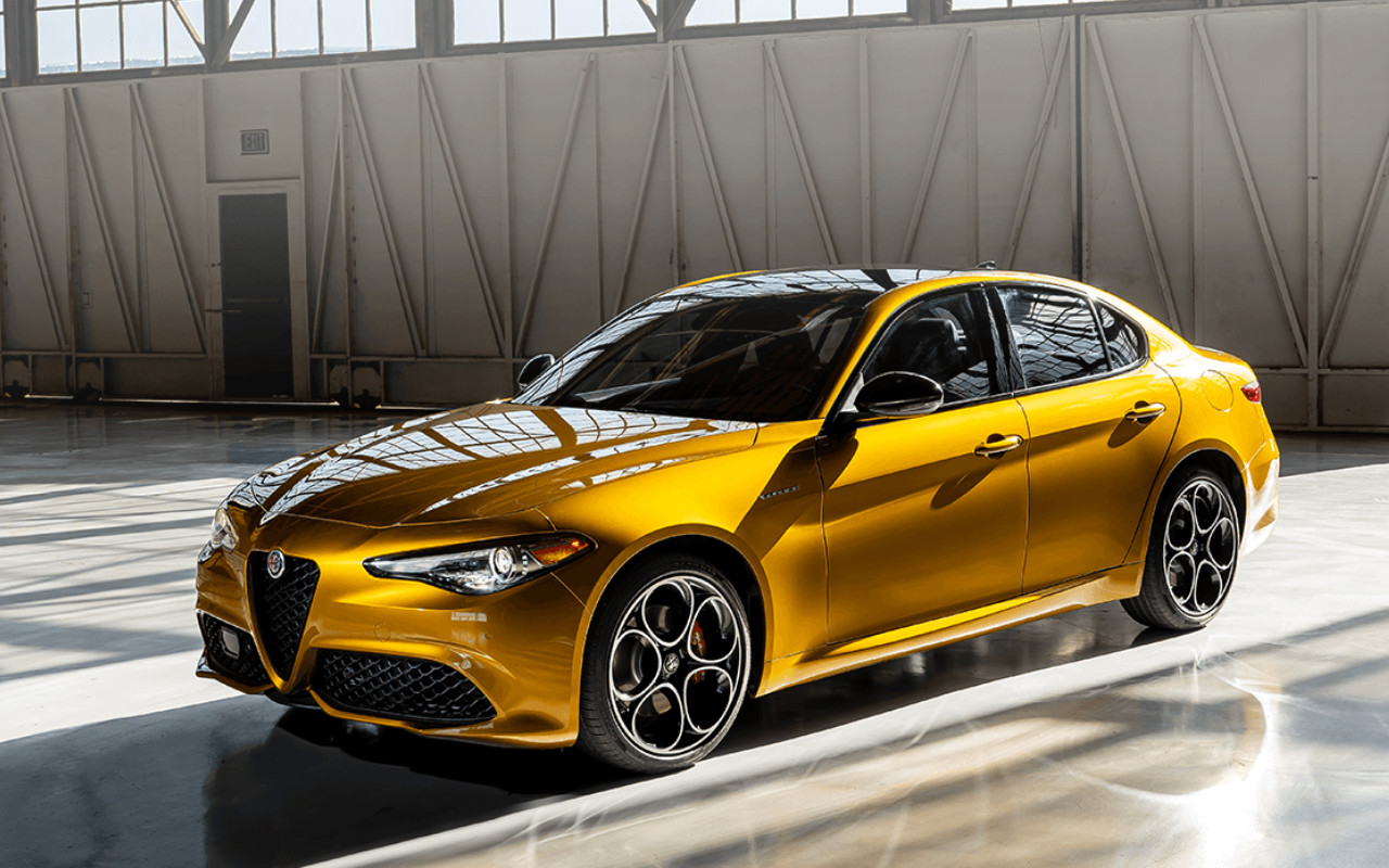 Redémarrage de la production des Alfa Romeo Giulia et Stelvio Quadrifoglio : un retour en puissance attendu - carblogfr.live découvrez le redémarrage de la production des modèles alfa romeo giulia et stelvio quadrifoglio, symboles de performance et d'élégance italienne, prêts à reprendre la route avec puissance et style.