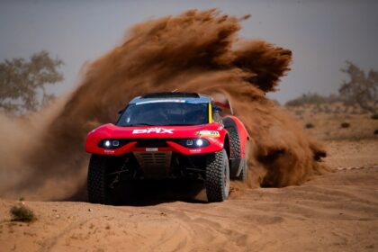 Sébastien Loeb s'éloigne des pistes pour devenir l'ambassadeur d'un prestigieux rallye en France - carblogfr.live découvrez sébastien loeb, nouvel ambassadeur d'un rallye en france, une figure emblématique du sport automobile qui apporte son expertise et sa passion à cet événement exceptionnel.