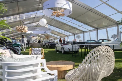 Broad Arrow Auctions signe une vente historique à Amelia Island - carblogfr.live découvrez la vente historique de broad arrow auctions à amelia island, un événement incontournable pour les passionnés de voitures de collection et d'objets rares.
