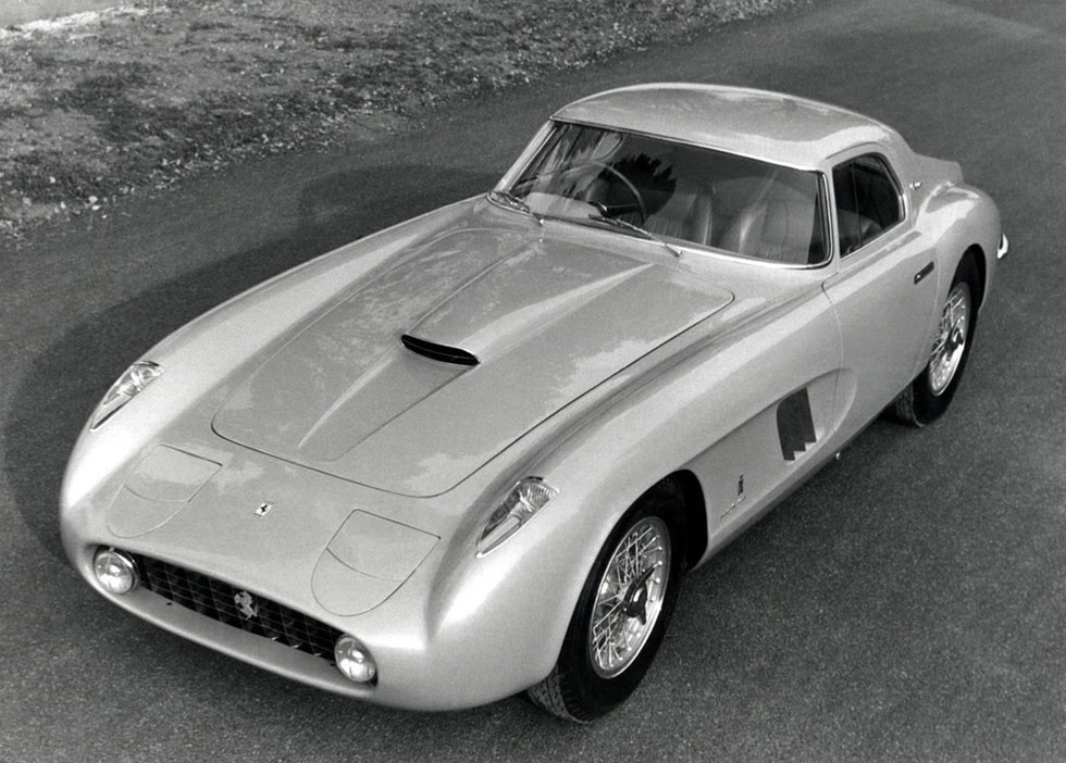 Une Ferrari 212 ayant appartenu à Roberto Rossellini en star de la vente aux enchères Gooding & Christie’s - carblogfr.live découvrez la ferrari 212 de rossellini, une voiture de collection exceptionnelle, bientôt en vedette aux enchères. ne manquez pas cette opportunité unique d'acquérir un modèle mythique.