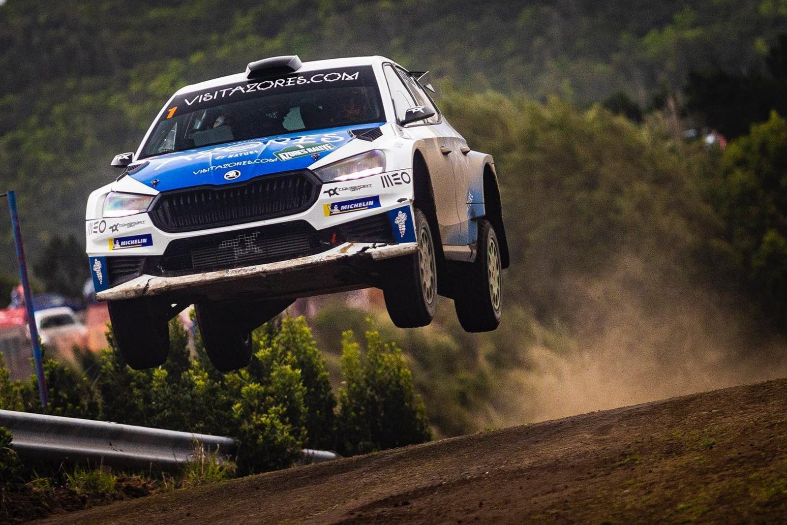 Rallye : Sébastien Loeb révèle comment le vélo a été le point de départ de sa légende - carblogfr.live découvrez comment le vélo a été à l'origine de la légende de sébastien loeb, le champion emblématique du sport automobile.