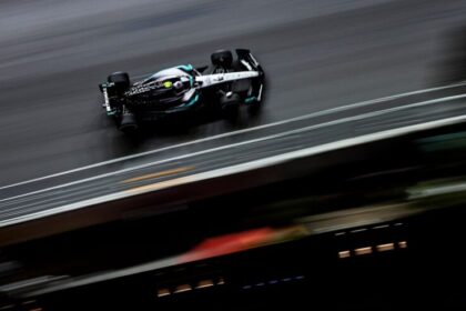vandoorne relève le défi de piloter une f1 en 2026, une expérience de haut niveau mêlant technologie avancée et performance extrême.